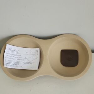Pampered Chef Microwave Egg Cooker